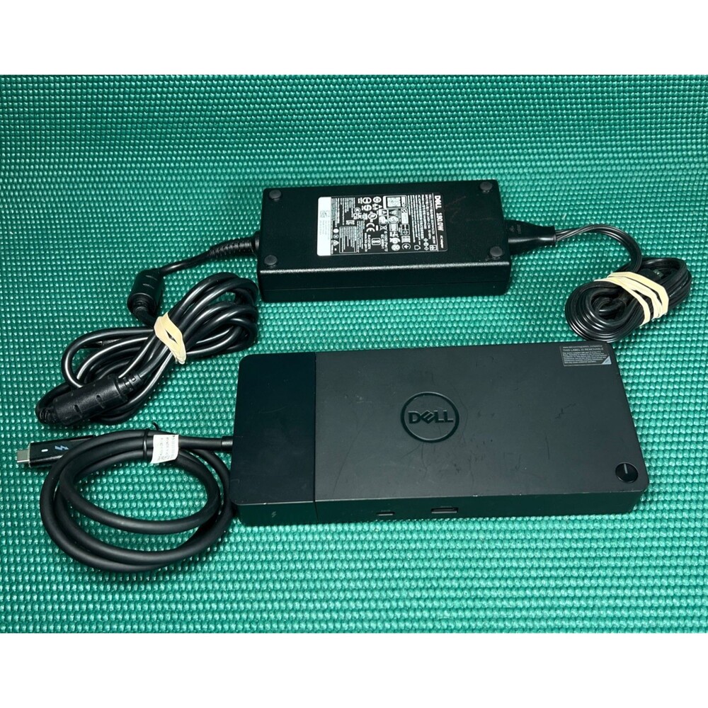 Dell WD22TB4 Thunderbolt 4 Dock w/180W Power Adapter